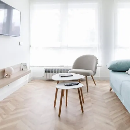 Moderno Y Calido A 9 Min De La Playa *