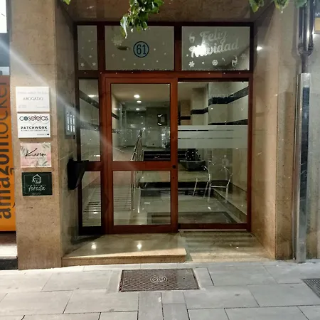 Moderno Y Calido A 9 Min De La Playa Χιχόν